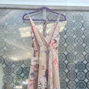 Lulu's floral maxi dress size small